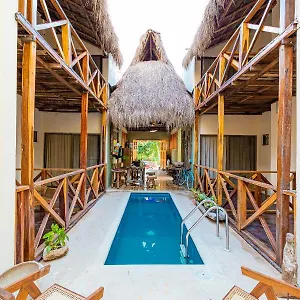 https://alma-de-zorro.quintano-roohotels.com