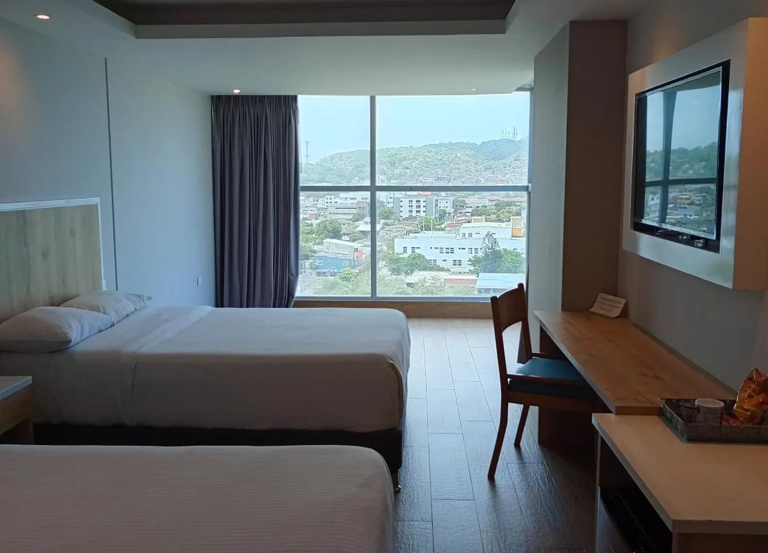 Wyndham Garden Cartagena Hotel