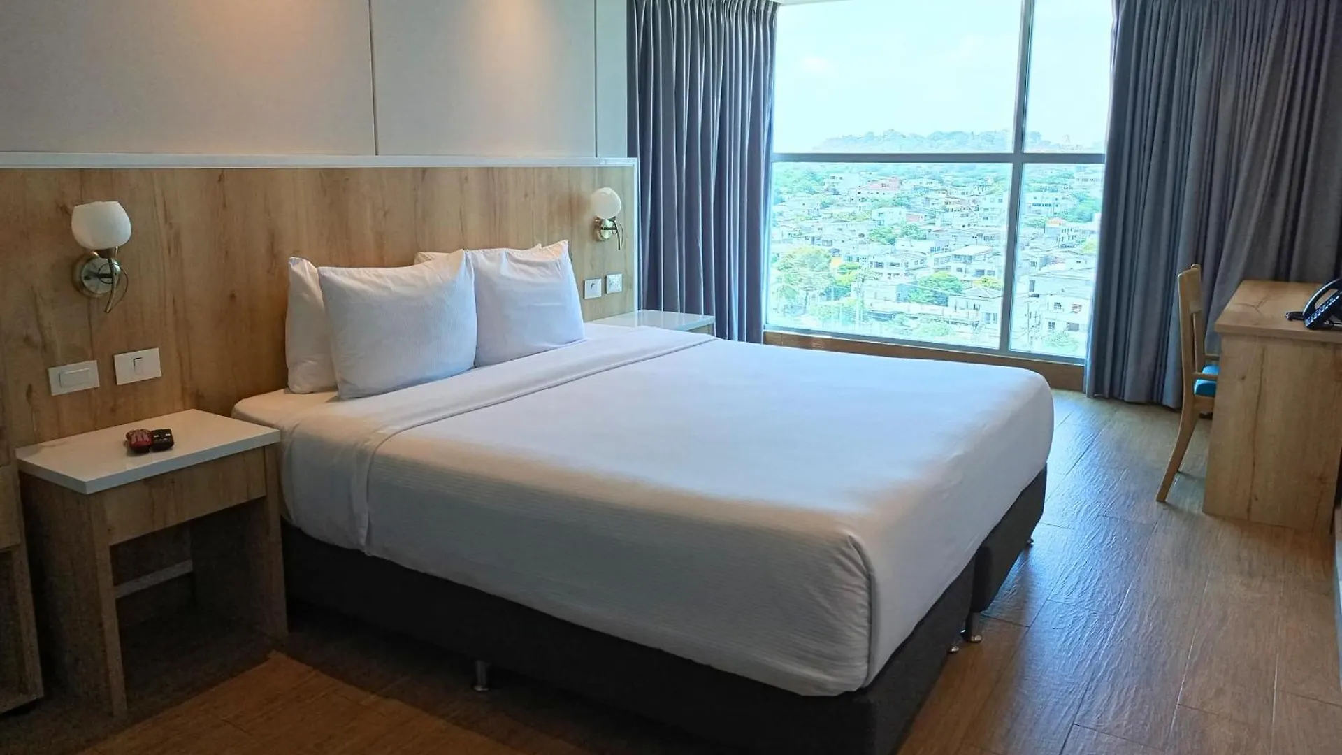 Wyndham Garden Cartagena Hotel